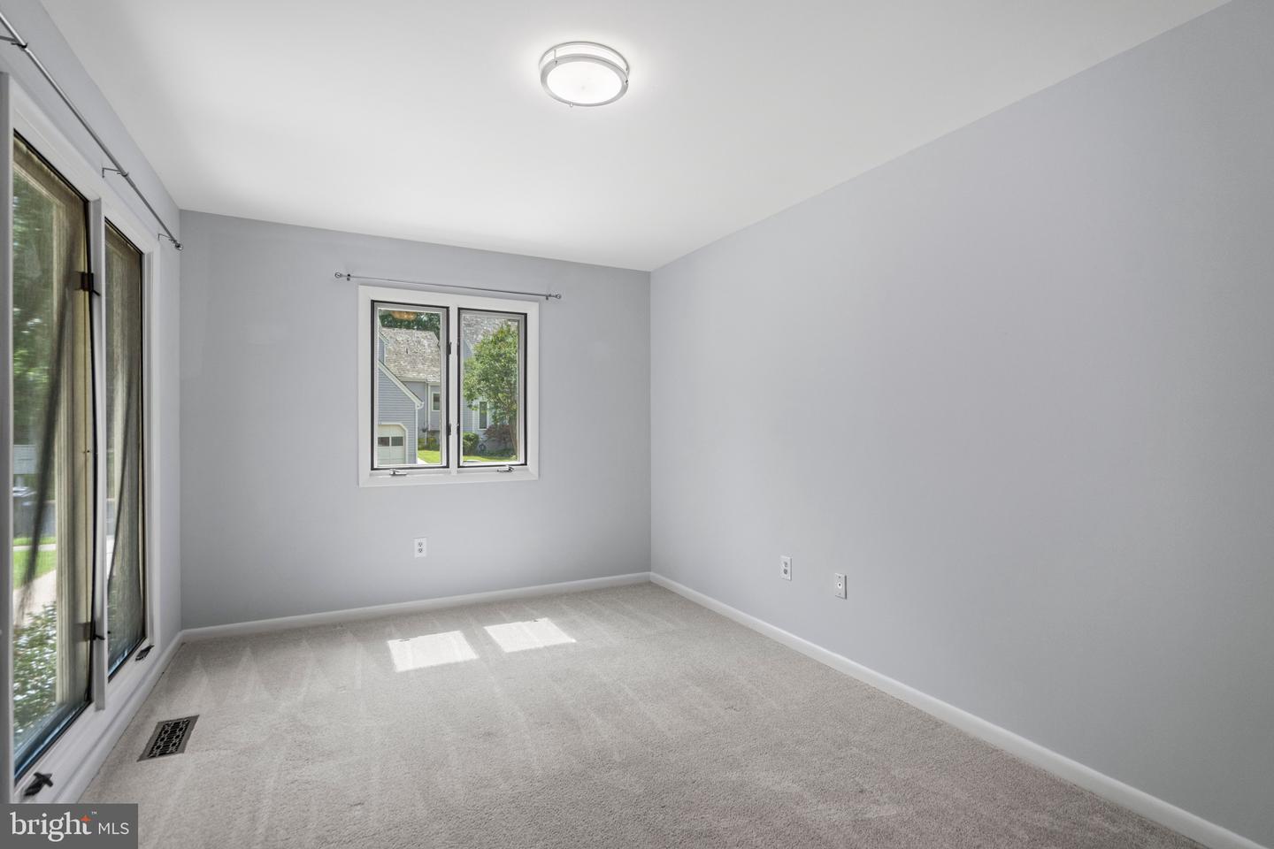 1281 WEDGEWOOD MANOR WAY, RESTON, Virginia 20194, 3 Bedrooms Bedrooms, ,3 BathroomsBathrooms,Residential,For sale,1281 WEDGEWOOD MANOR WAY,VAFX2249478 MLS # VAFX2249478