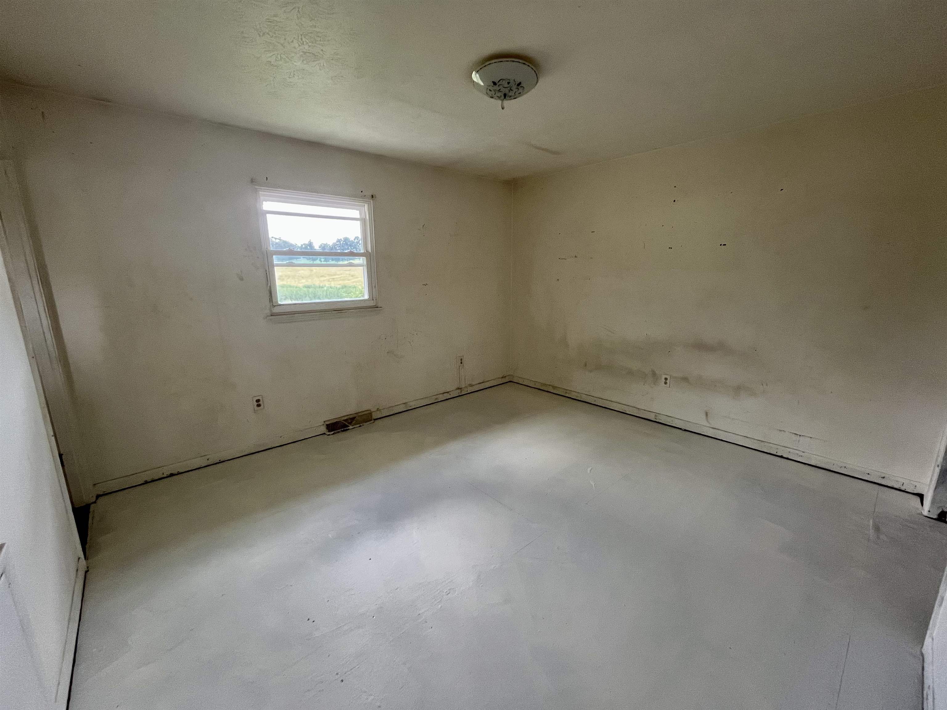 504 STEELES FORT RD, RAPHINE, Virginia 24472, 3 Bedrooms Bedrooms, ,1 BathroomBathrooms,Residential,504 STEELES FORT RD,671963 MLS # 671963