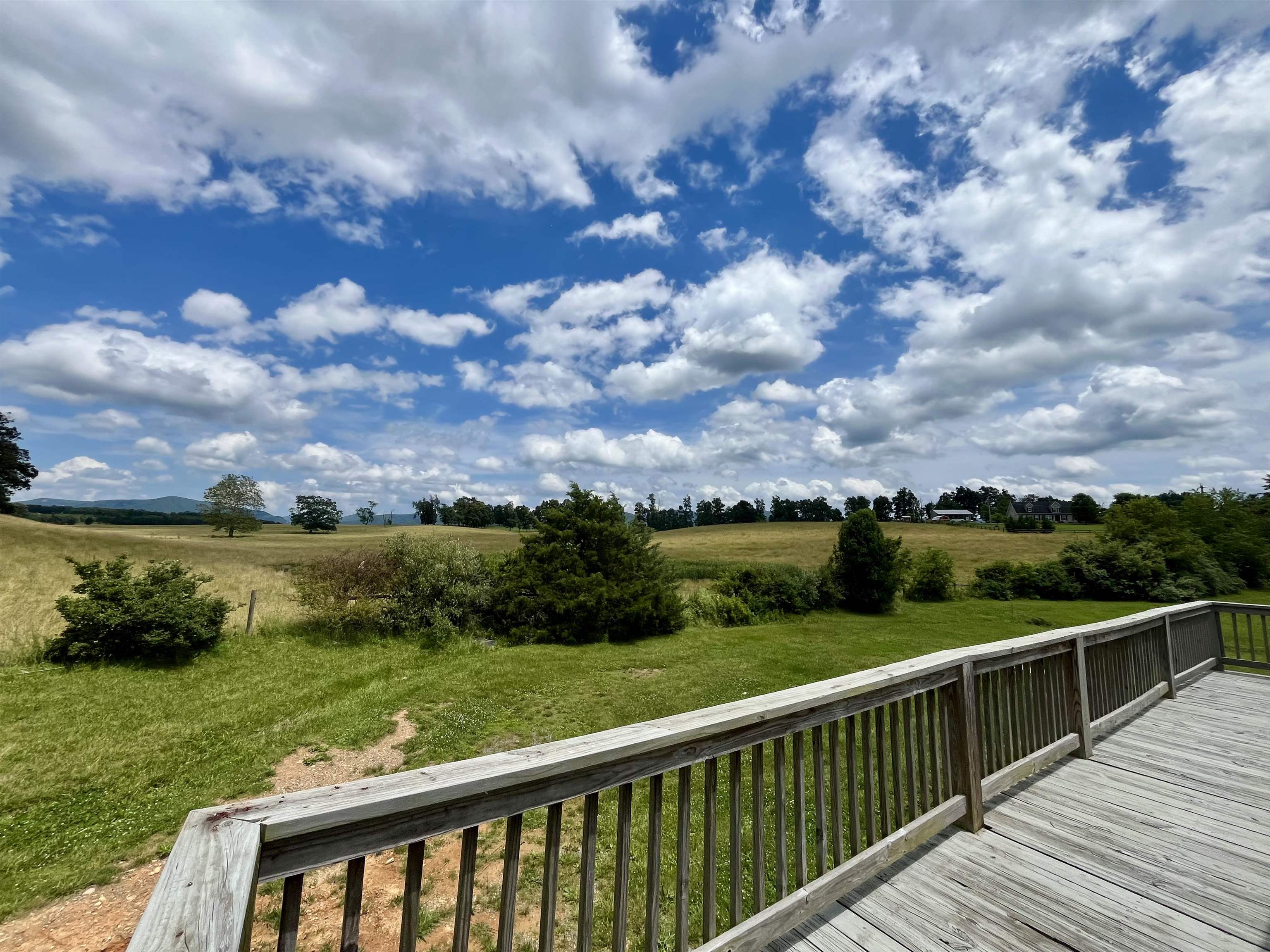 504 STEELES FORT RD, RAPHINE, Virginia 24472, 3 Bedrooms Bedrooms, ,1 BathroomBathrooms,Residential,504 STEELES FORT RD,671963 MLS # 671963