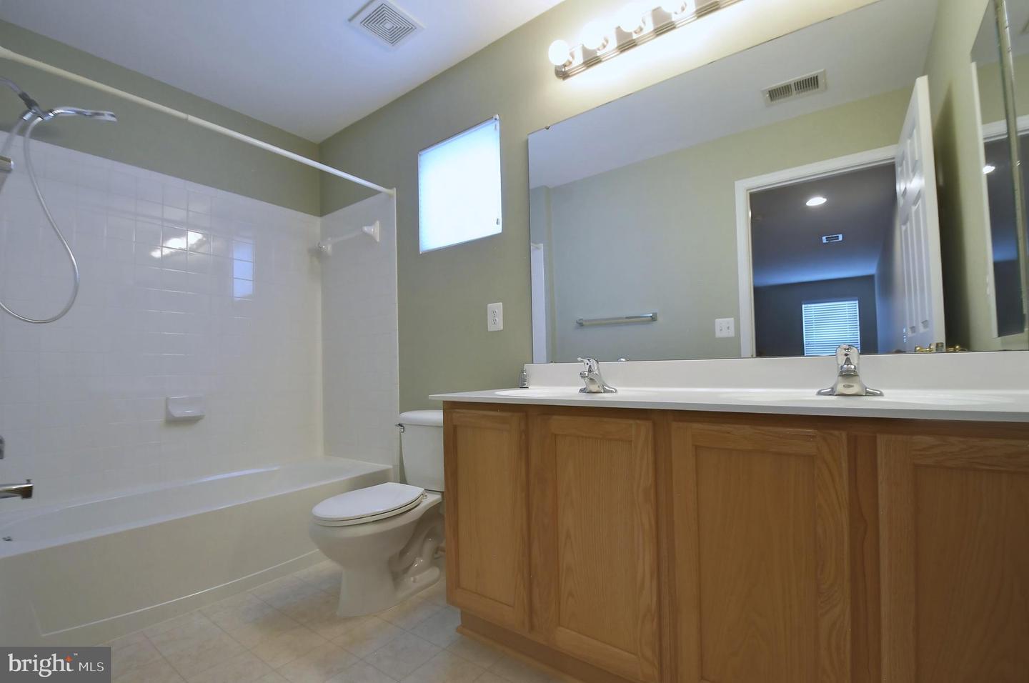 112 SMOKE HOUSE CT, STEPHENS CITY, Virginia 22655, 3 Bedrooms Bedrooms, 11 Rooms Rooms,2 BathroomsBathrooms,Residential,For sale,112 SMOKE HOUSE CT,VAFV2036464 MLS # VAFV2036464