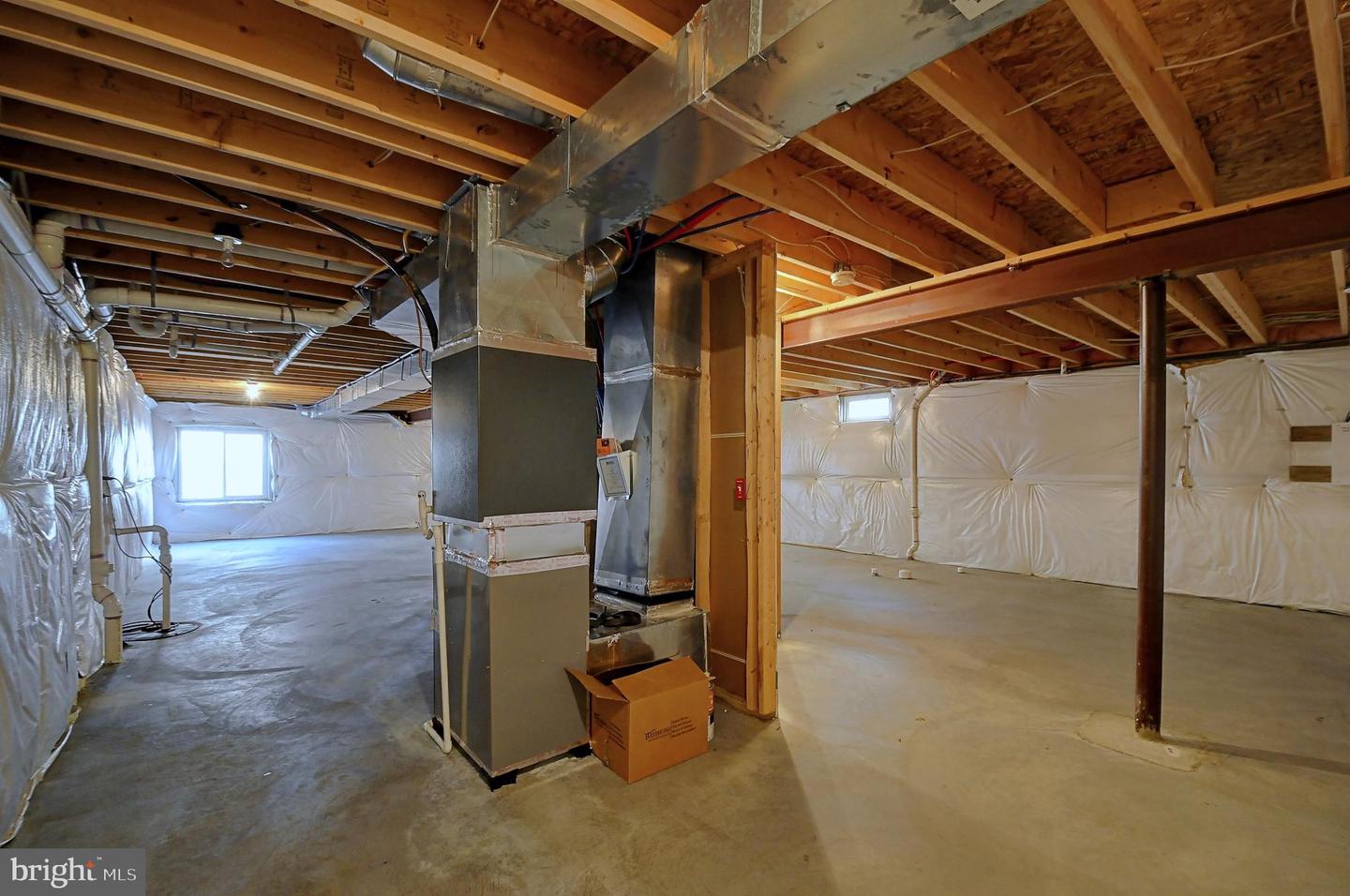 112 SMOKE HOUSE CT, STEPHENS CITY, Virginia 22655, 3 Bedrooms Bedrooms, 11 Rooms Rooms,2 BathroomsBathrooms,Residential,For sale,112 SMOKE HOUSE CT,VAFV2036464 MLS # VAFV2036464