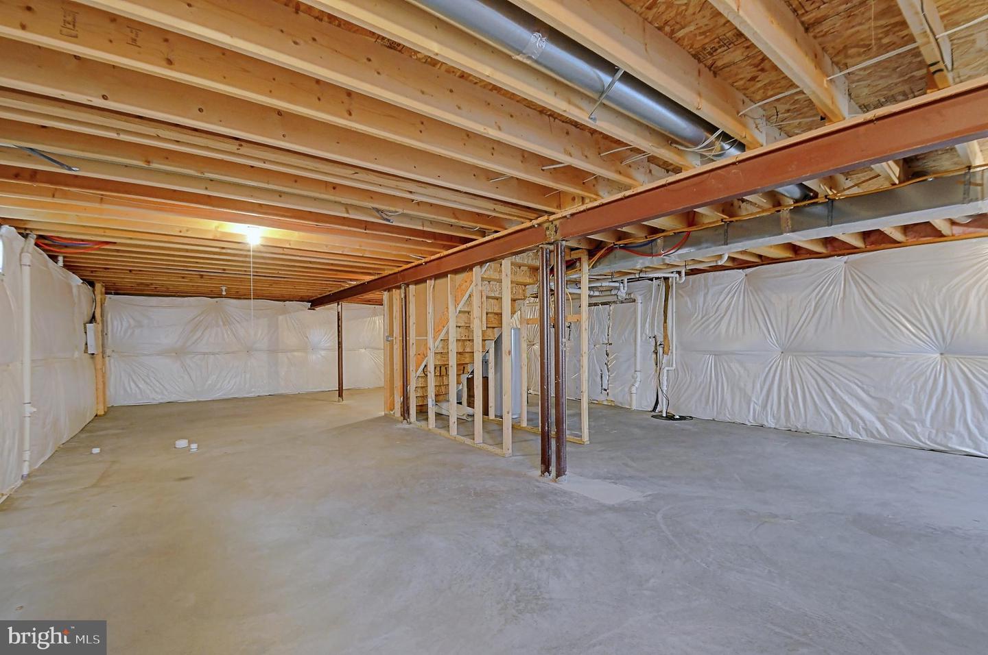 112 SMOKE HOUSE CT, STEPHENS CITY, Virginia 22655, 3 Bedrooms Bedrooms, 11 Rooms Rooms,2 BathroomsBathrooms,Residential,For sale,112 SMOKE HOUSE CT,VAFV2036464 MLS # VAFV2036464