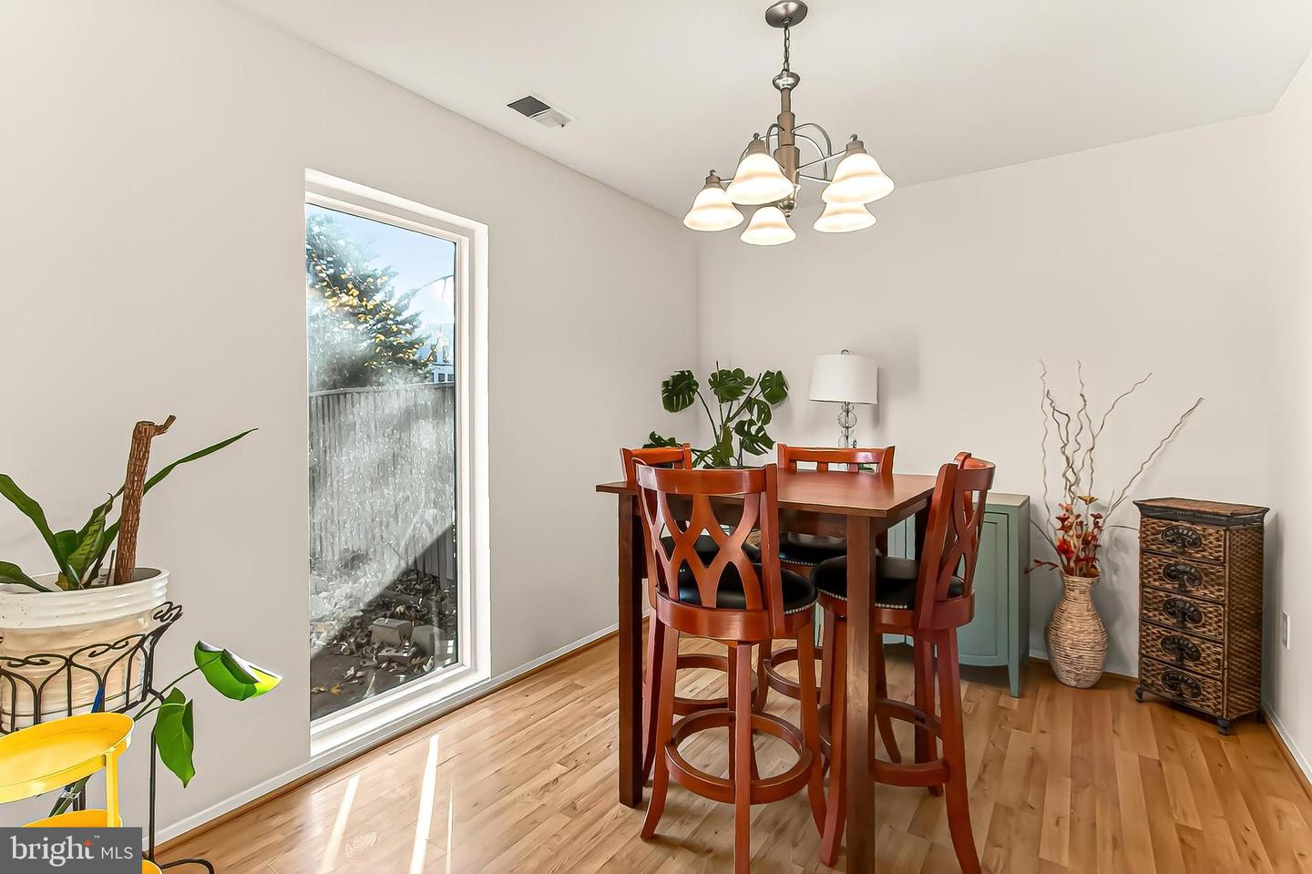 1809 IVY OAK SQ #61, RESTON, Virginia 20190, 4 Bedrooms Bedrooms, ,2 BathroomsBathrooms,Residential,For sale,1809 IVY OAK SQ #61,VAFX2277208 MLS # VAFX2277208