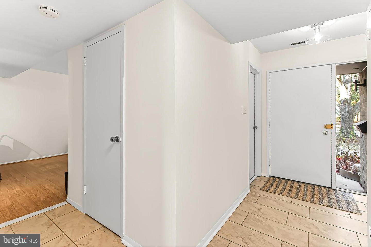 1809 IVY OAK SQ #61, RESTON, Virginia 20190, 4 Bedrooms Bedrooms, ,2 BathroomsBathrooms,Residential,For sale,1809 IVY OAK SQ #61,VAFX2277208 MLS # VAFX2277208