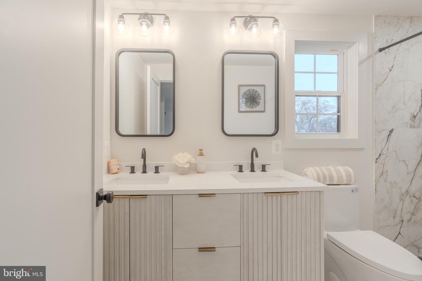 3107 MOSBY ST, ALEXANDRIA, Virginia 22305, 4 Bedrooms Bedrooms, ,3 BathroomsBathrooms,Residential,For sale,3107 MOSBY ST,VAAX2052102 MLS # VAAX2052102