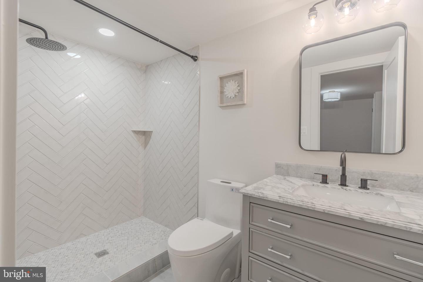 3107 MOSBY ST, ALEXANDRIA, Virginia 22305, 4 Bedrooms Bedrooms, ,3 BathroomsBathrooms,Residential,For sale,3107 MOSBY ST,VAAX2052102 MLS # VAAX2052102