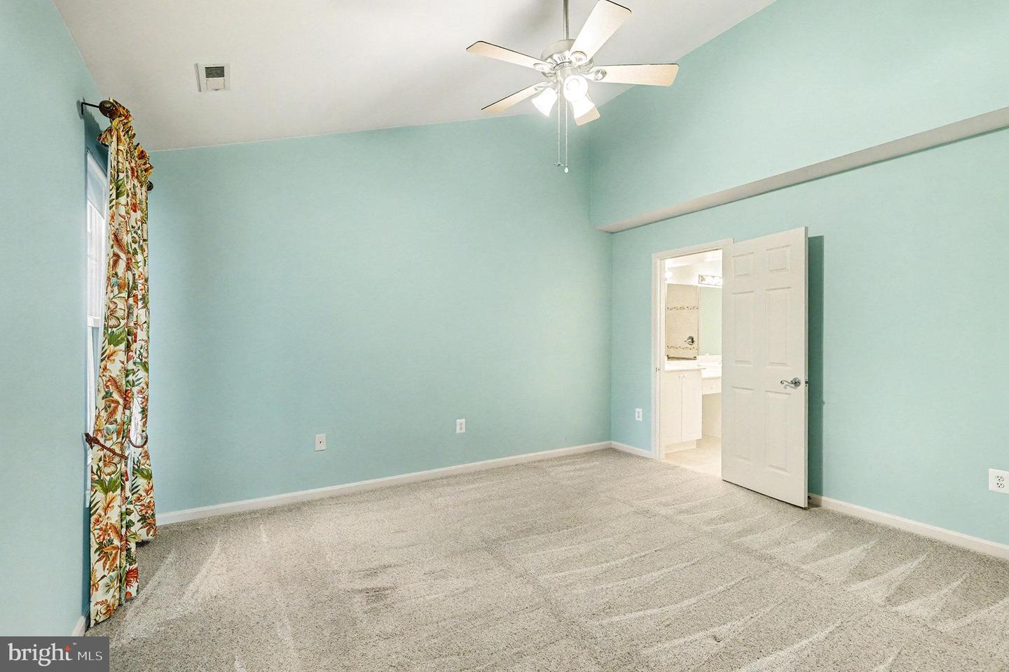 11604 HAMPSHIRE CT, FREDERICKSBURG, Virginia 22407, 3 Bedrooms Bedrooms, ,3 BathroomsBathrooms,Residential,For sale,11604 HAMPSHIRE CT,VASP2038036 MLS # VASP2038036