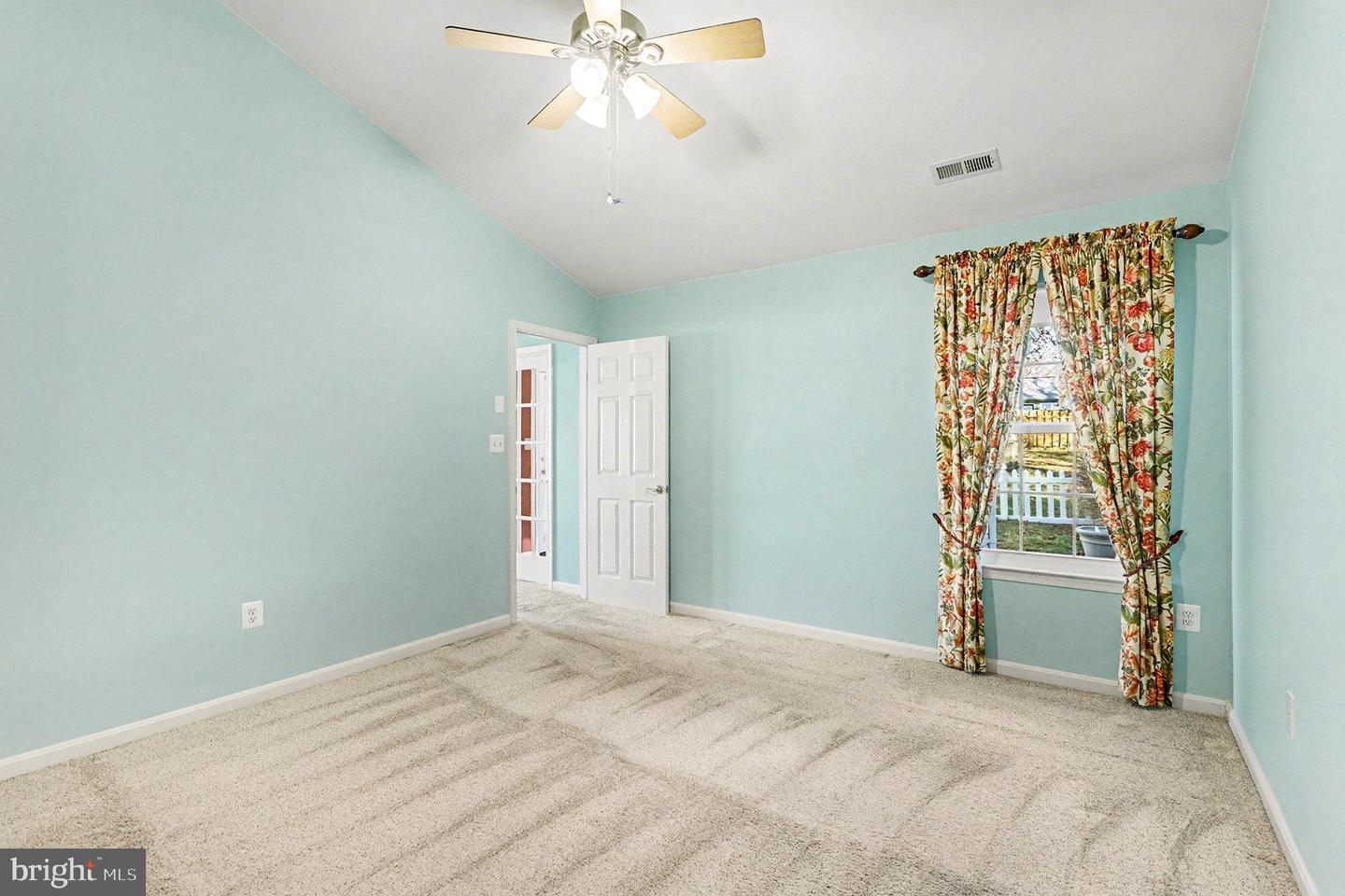 11604 HAMPSHIRE CT, FREDERICKSBURG, Virginia 22407, 3 Bedrooms Bedrooms, ,3 BathroomsBathrooms,Residential,For sale,11604 HAMPSHIRE CT,VASP2038036 MLS # VASP2038036