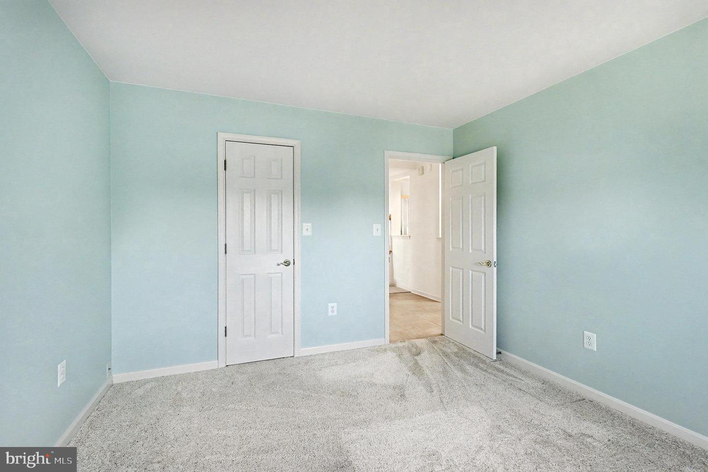 11604 HAMPSHIRE CT, FREDERICKSBURG, Virginia 22407, 3 Bedrooms Bedrooms, ,3 BathroomsBathrooms,Residential,For sale,11604 HAMPSHIRE CT,VASP2038036 MLS # VASP2038036