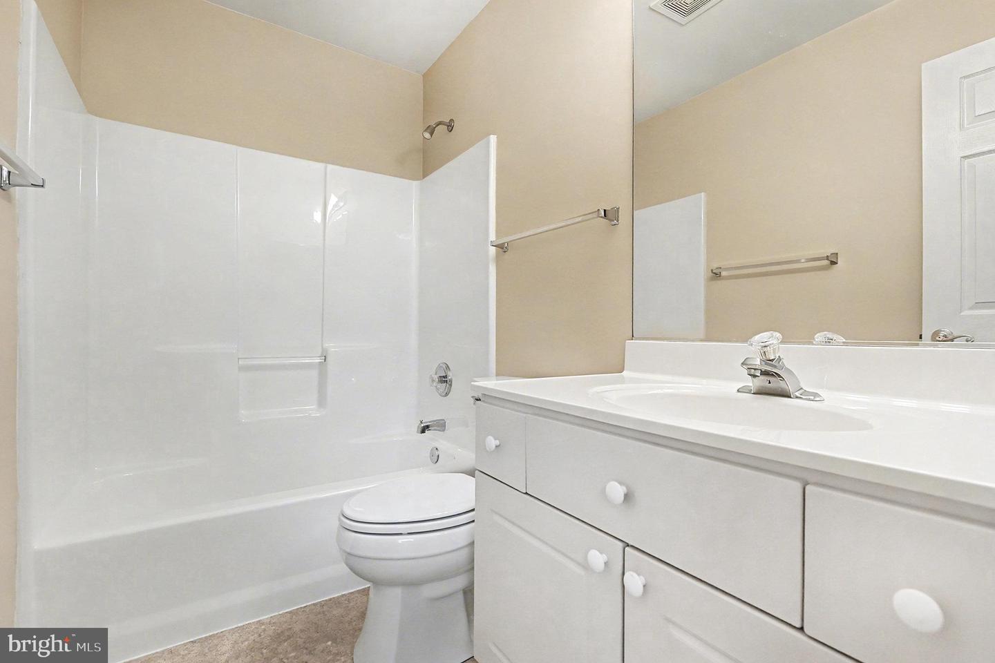 11604 HAMPSHIRE CT, FREDERICKSBURG, Virginia 22407, 3 Bedrooms Bedrooms, ,3 BathroomsBathrooms,Residential,For sale,11604 HAMPSHIRE CT,VASP2038036 MLS # VASP2038036