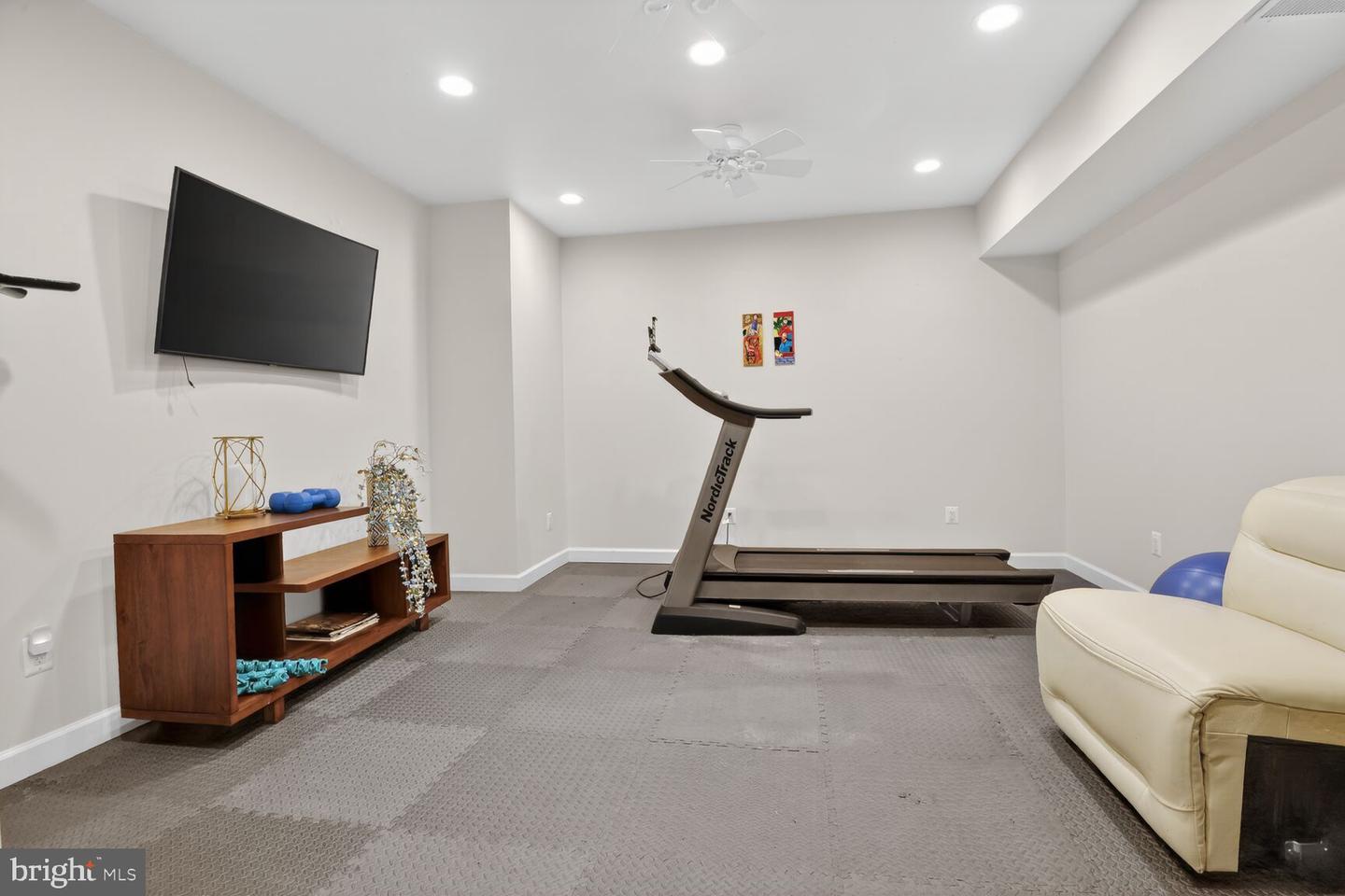 11300 WATER POINTE CIR, RESTON, Virginia 20194, 5 Bedrooms Bedrooms, ,3 BathroomsBathrooms,Residential,For sale,11300 WATER POINTE CIR,VAFX2282536 MLS # VAFX2282536