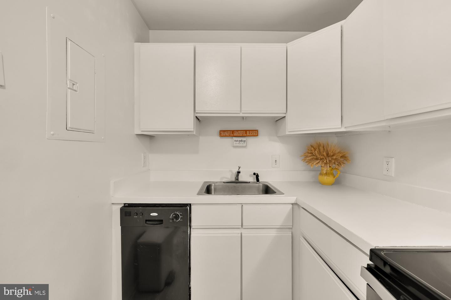 2630 ADAMS MILL RD NW #302, WASHINGTON, District Of Columbia 20009, 1 Bedroom Bedrooms, ,1 BathroomBathrooms,Residential,For sale,2630 ADAMS MILL RD NW #302,DCDC2235022 MLS # DCDC2235022