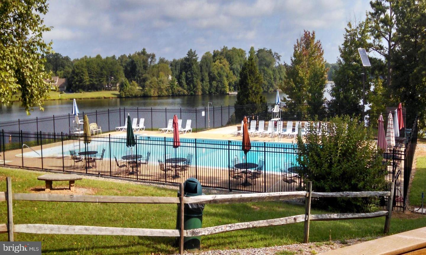 16 MERRIMAC COVE, RUTHER GLEN, Virginia 22546, 3 Bedrooms Bedrooms, ,2 BathroomsBathrooms,Residential,For sale,16 MERRIMAC COVE,VACV2009276 MLS # VACV2009276