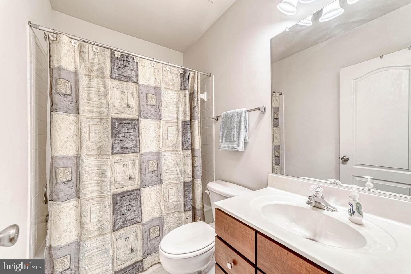 42601 CARDINAL TRACE TER, BRAMBLETON, Virginia 20148, 3 Bedrooms Bedrooms, ,2 BathroomsBathrooms,Residential,For sale,42601 CARDINAL TRACE TER,VALO2112514 MLS # VALO2112514