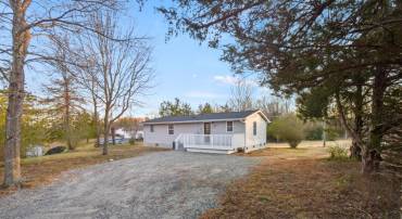 9423 BROCK RD, SPOTSYLVANIA, Virginia 22553, 4 Bedrooms Bedrooms, 6 Rooms Rooms,1 BathroomBathrooms,Residential,For sale,9423 BROCK RD,VASP2038176 MLS # VASP2038176