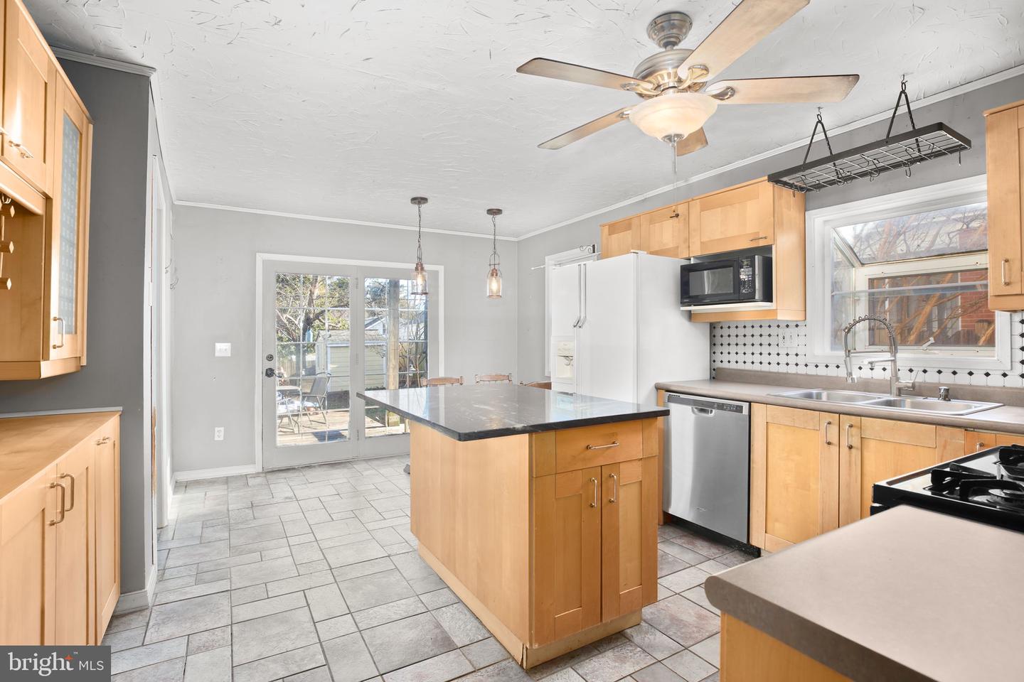 1415 FRANKLIN ST, FREDERICKSBURG, Virginia 22401, 3 Bedrooms Bedrooms, ,2 BathroomsBathrooms,Residential,For sale,1415 FRANKLIN ST,VAFB2009436 MLS # VAFB2009436