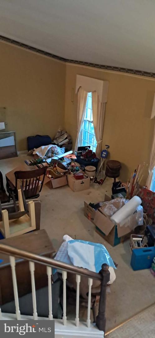 9217 DOROTHY LN, SPRINGFIELD, Virginia 22153, 4 Bedrooms Bedrooms, ,3 BathroomsBathrooms,Residential,For sale,9217 DOROTHY LN,VAFX2283024 MLS # VAFX2283024