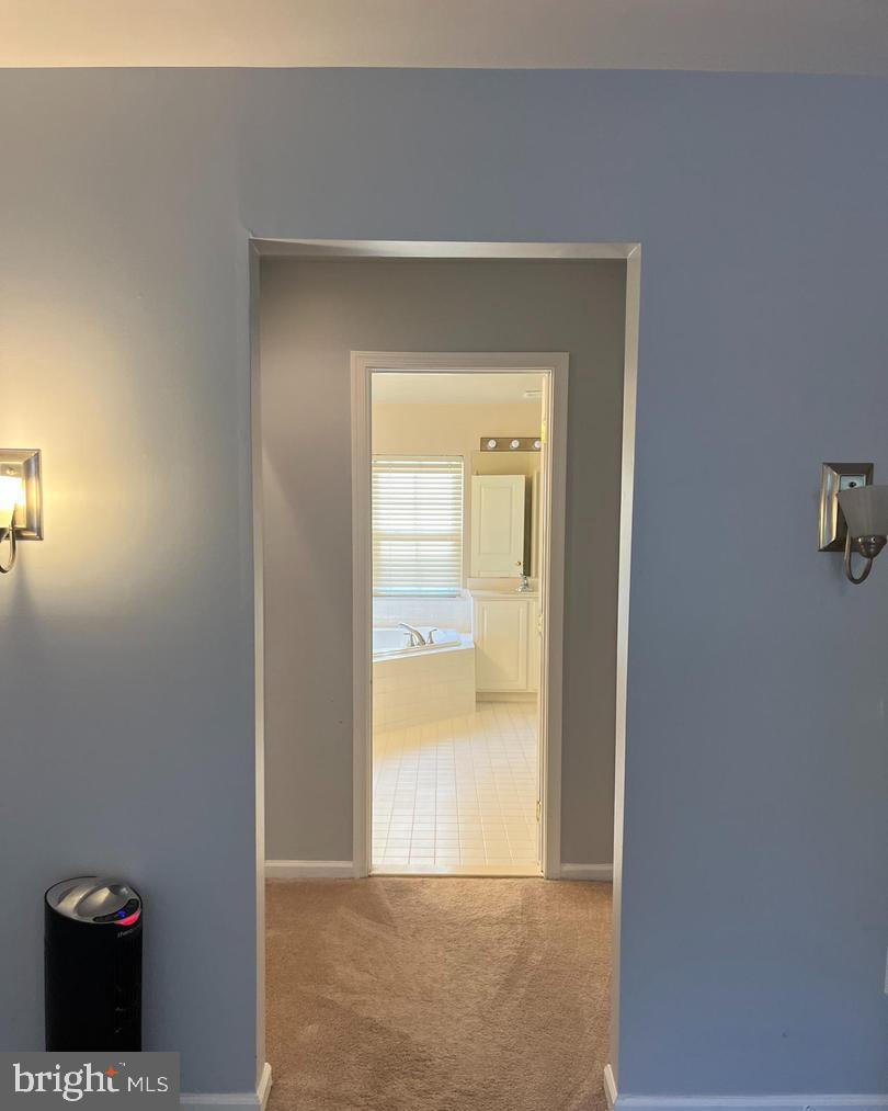 9163 STONE GARDEN, LORTON, Virginia 22079, 3 Bedrooms Bedrooms, ,3 BathroomsBathrooms,Residential,For sale,9163 STONE GARDEN,VAFX2283038 MLS # VAFX2283038