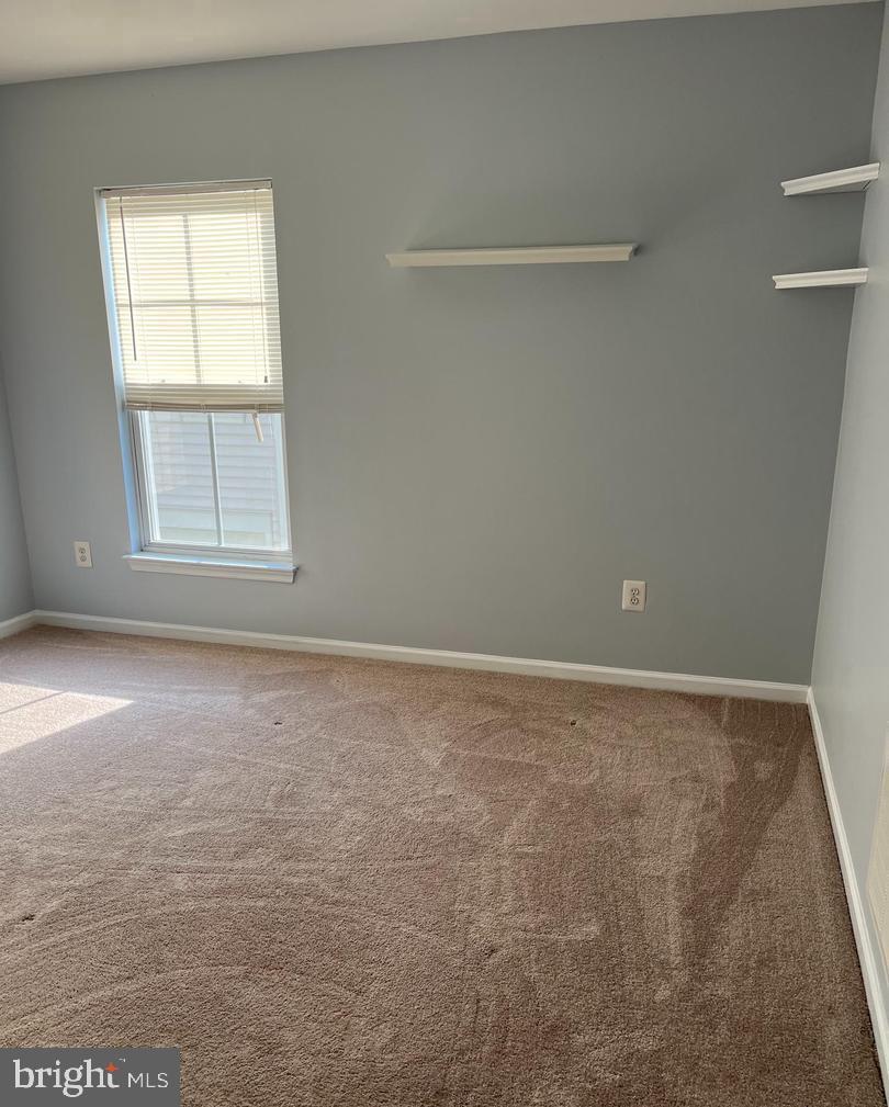 9163 STONE GARDEN, LORTON, Virginia 22079, 3 Bedrooms Bedrooms, ,3 BathroomsBathrooms,Residential,For sale,9163 STONE GARDEN,VAFX2283038 MLS # VAFX2283038