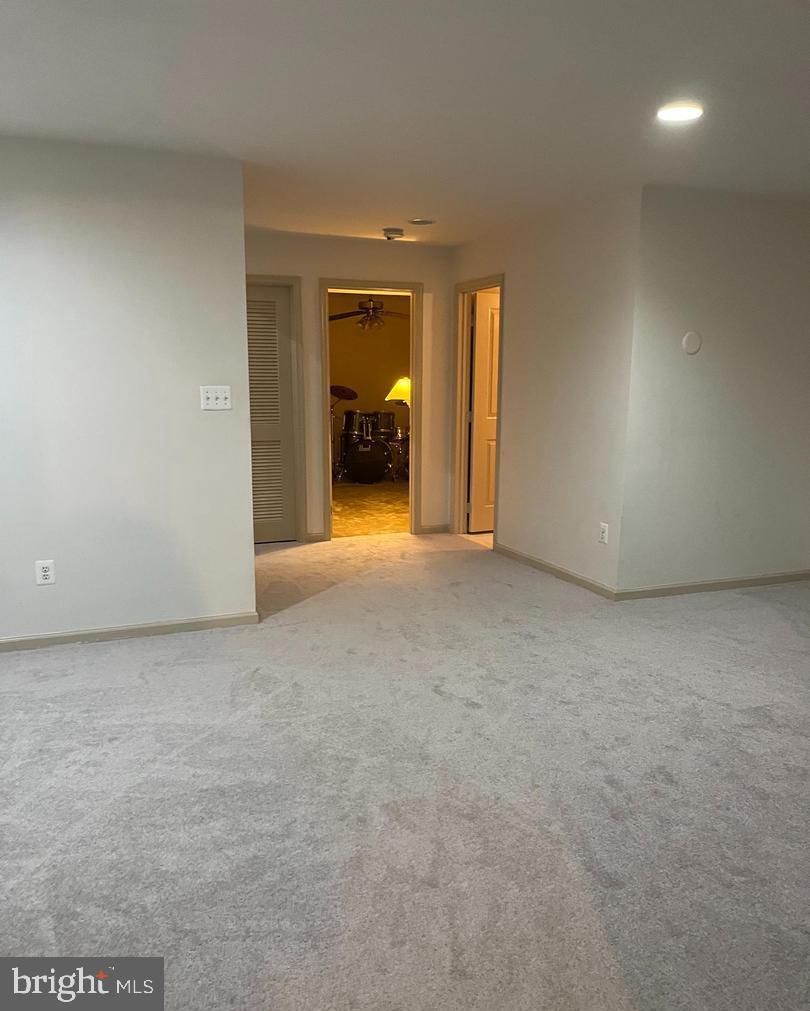 9163 STONE GARDEN, LORTON, Virginia 22079, 3 Bedrooms Bedrooms, ,3 BathroomsBathrooms,Residential,For sale,9163 STONE GARDEN,VAFX2283038 MLS # VAFX2283038