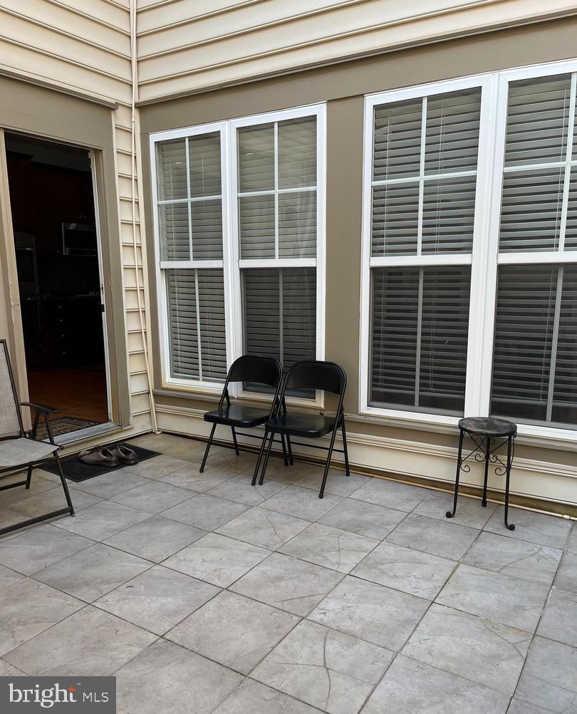 9163 STONE GARDEN, LORTON, Virginia 22079, 3 Bedrooms Bedrooms, ,3 BathroomsBathrooms,Residential,For sale,9163 STONE GARDEN,VAFX2283038 MLS # VAFX2283038