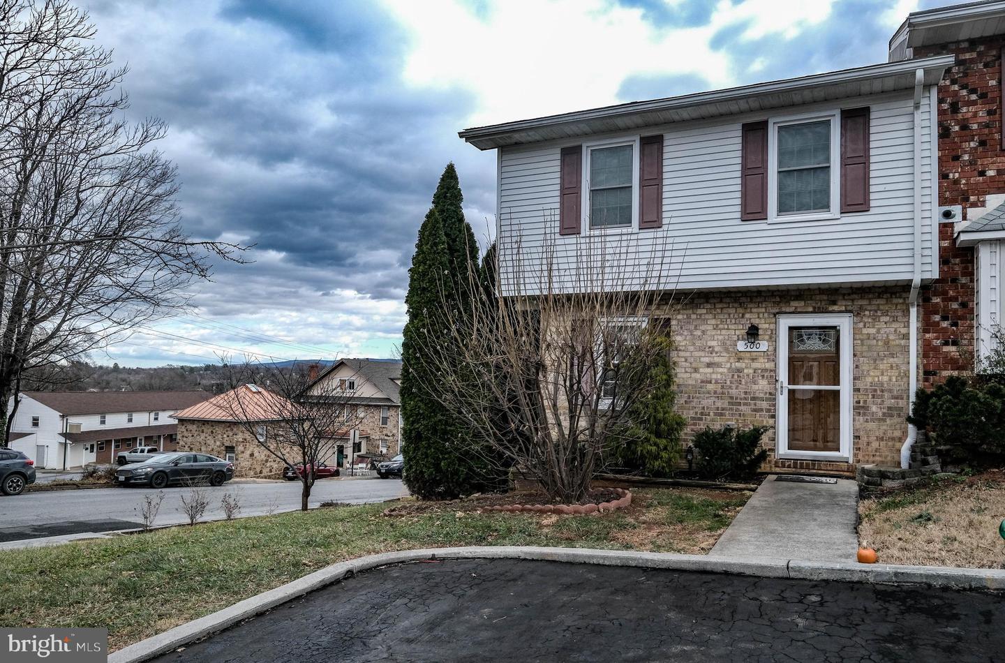 500 POW MORR DR, FRONT ROYAL, Virginia 22630, 4 Bedrooms Bedrooms, ,3 BathroomsBathrooms,Residential,For sale,500 POW MORR DR,VAWR2012988 MLS # VAWR2012988