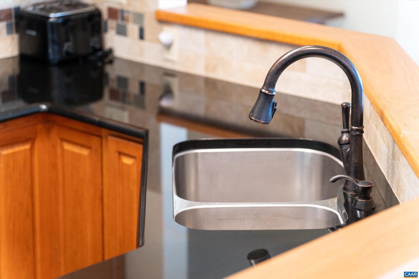 1802 HIGH RIDGE CT CONDOS, WINTERGREEN RESORT, Virginia 22967, 3 Bedrooms Bedrooms, ,3 BathroomsBathrooms,Residential,For sale,1802 HIGH RIDGE CT CONDOS,671962 MLS # 671962