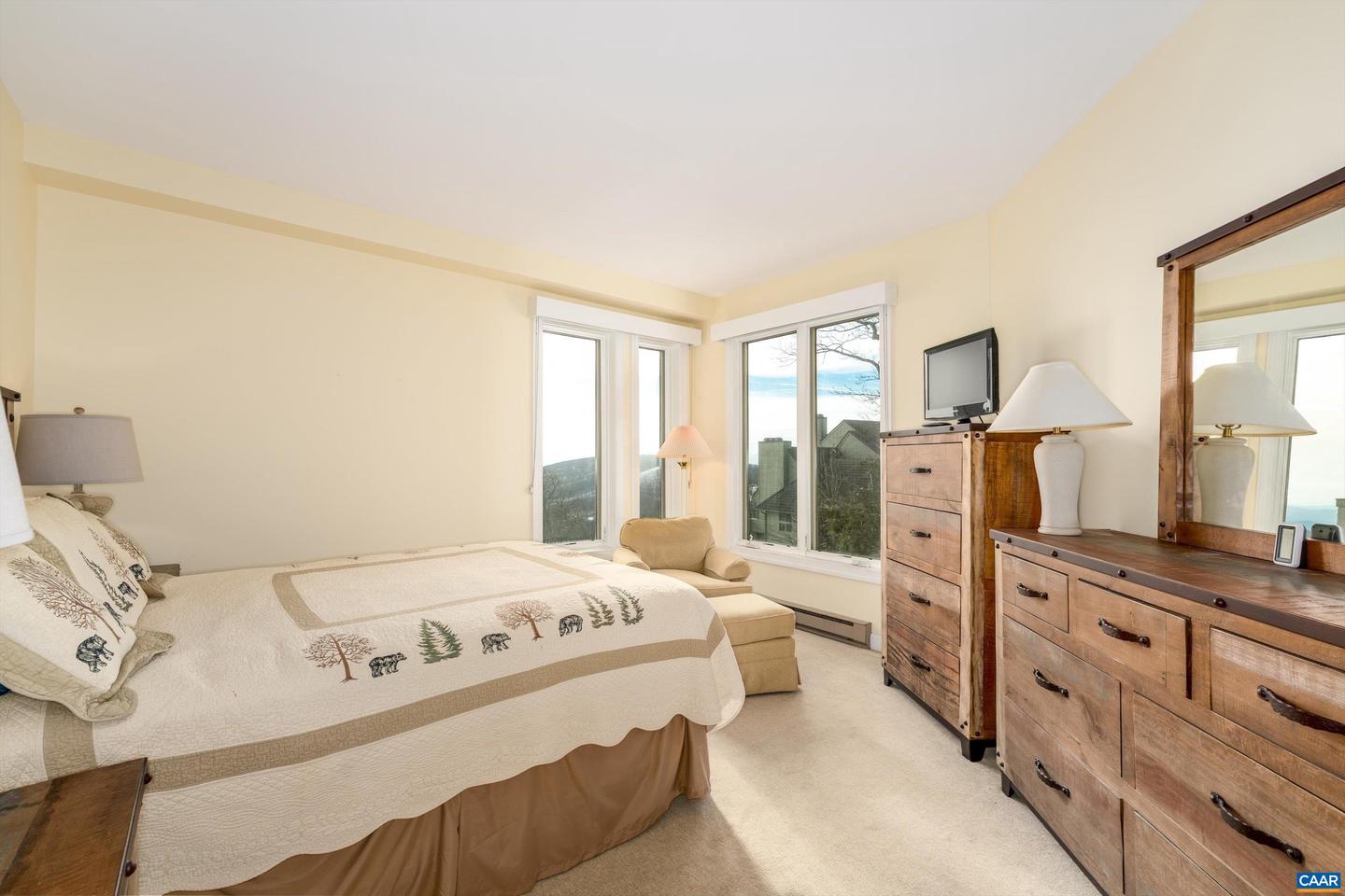 1802 HIGH RIDGE CT CONDOS, WINTERGREEN RESORT, Virginia 22967, 3 Bedrooms Bedrooms, ,3 BathroomsBathrooms,Residential,For sale,1802 HIGH RIDGE CT CONDOS,671962 MLS # 671962