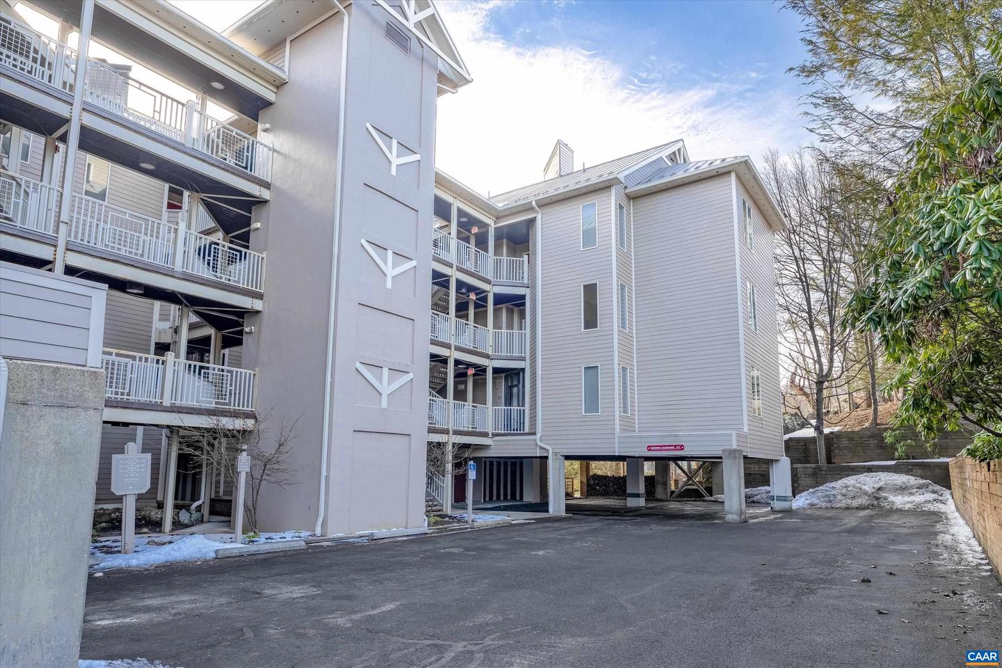 1802 HIGH RIDGE CT CONDOS, WINTERGREEN RESORT, Virginia 22967, 3 Bedrooms Bedrooms, ,3 BathroomsBathrooms,Residential,For sale,1802 HIGH RIDGE CT CONDOS,671962 MLS # 671962
