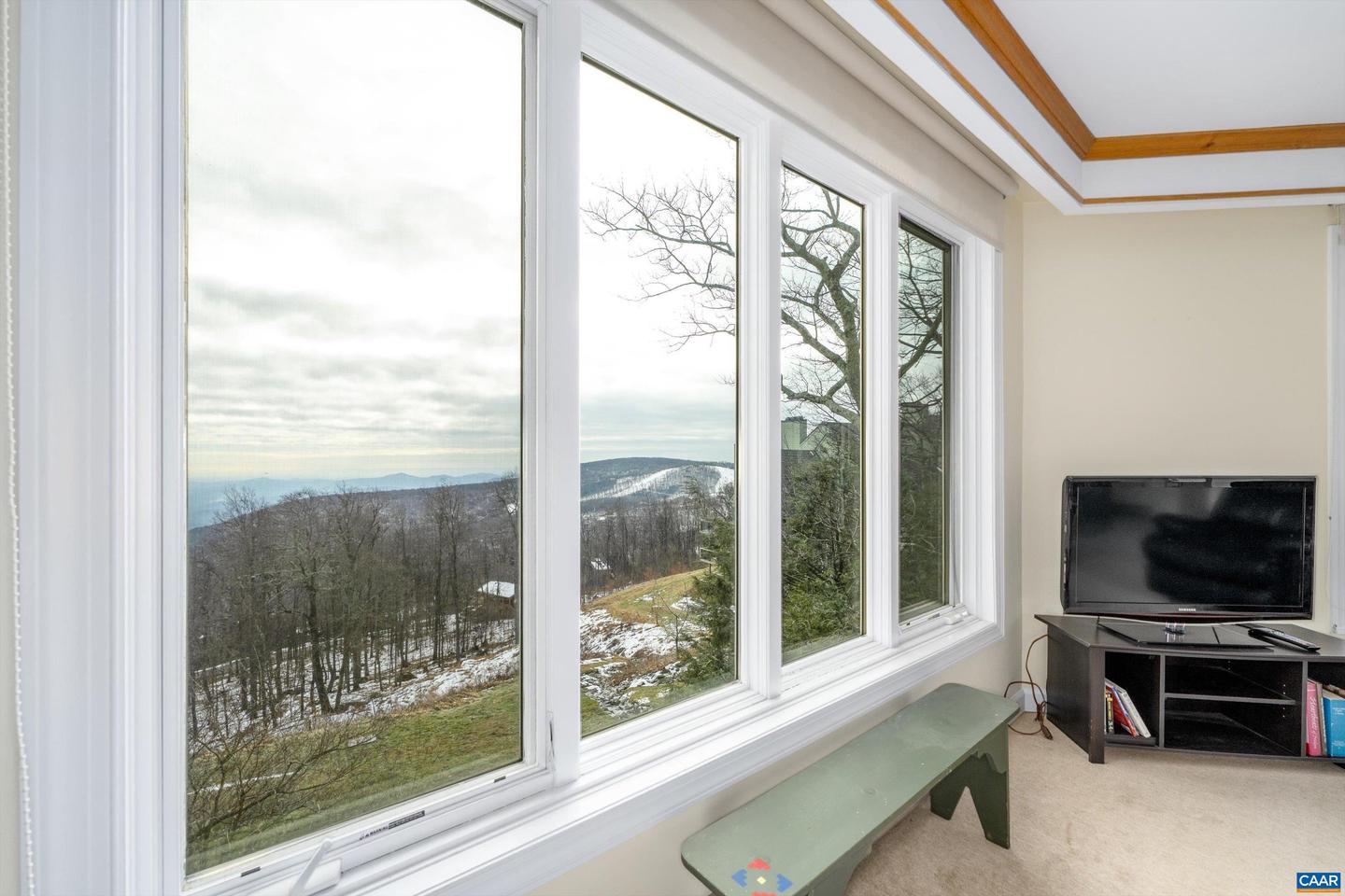 1802 HIGH RIDGE CT CONDOS, WINTERGREEN RESORT, Virginia 22967, 3 Bedrooms Bedrooms, ,3 BathroomsBathrooms,Residential,For sale,1802 HIGH RIDGE CT CONDOS,671962 MLS # 671962