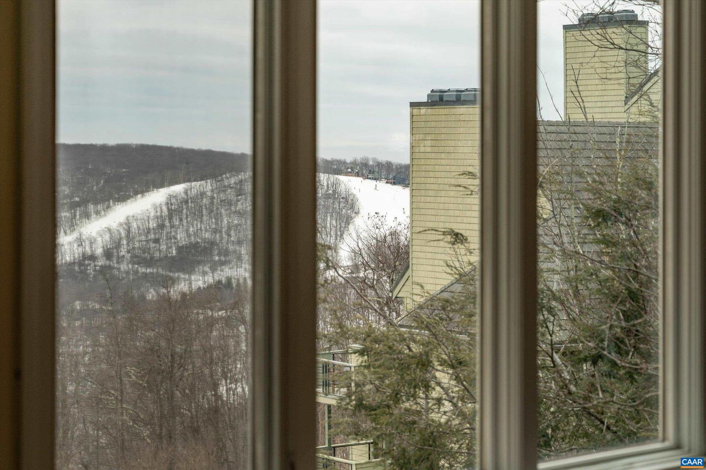 1802 HIGH RIDGE CT CONDOS, WINTERGREEN RESORT, Virginia 22967, 3 Bedrooms Bedrooms, ,3 BathroomsBathrooms,Residential,For sale,1802 HIGH RIDGE CT CONDOS,671962 MLS # 671962