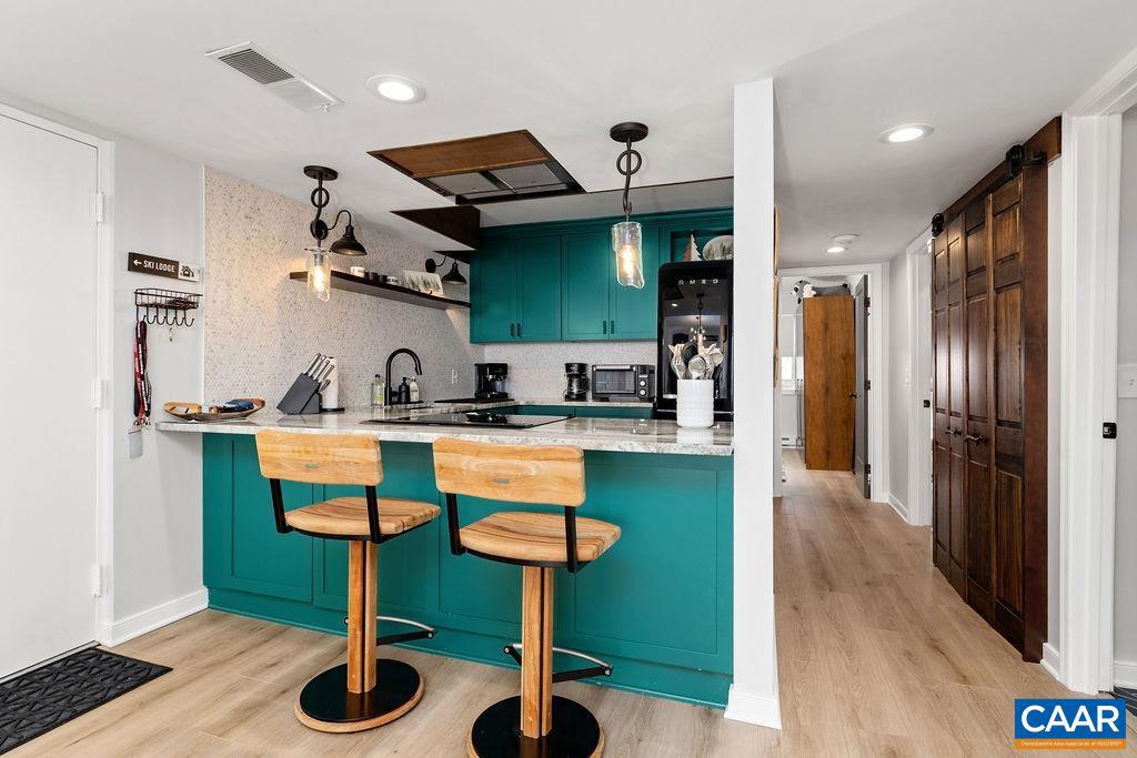 1411 HIGHLANDS CONDOS, ROSELAND, Virginia 22967, 2 Bedrooms Bedrooms, ,2 BathroomsBathrooms,Residential,For sale,1411 HIGHLANDS CONDOS,671964 MLS # 671964