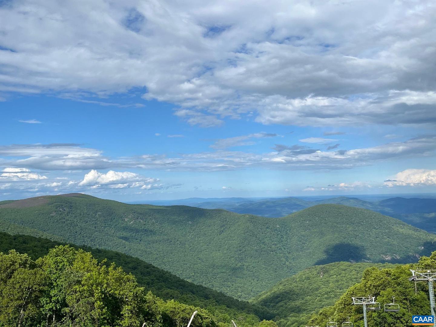 1411 HIGHLANDS CONDOS, ROSELAND, Virginia 22967, 2 Bedrooms Bedrooms, ,2 BathroomsBathrooms,Residential,For sale,1411 HIGHLANDS CONDOS,671964 MLS # 671964