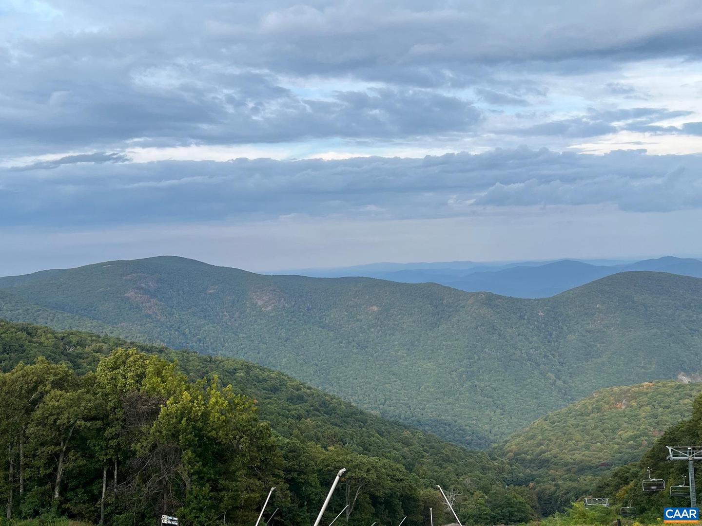 1411 HIGHLANDS CONDOS, ROSELAND, Virginia 22967, 2 Bedrooms Bedrooms, ,2 BathroomsBathrooms,Residential,For sale,1411 HIGHLANDS CONDOS,671964 MLS # 671964