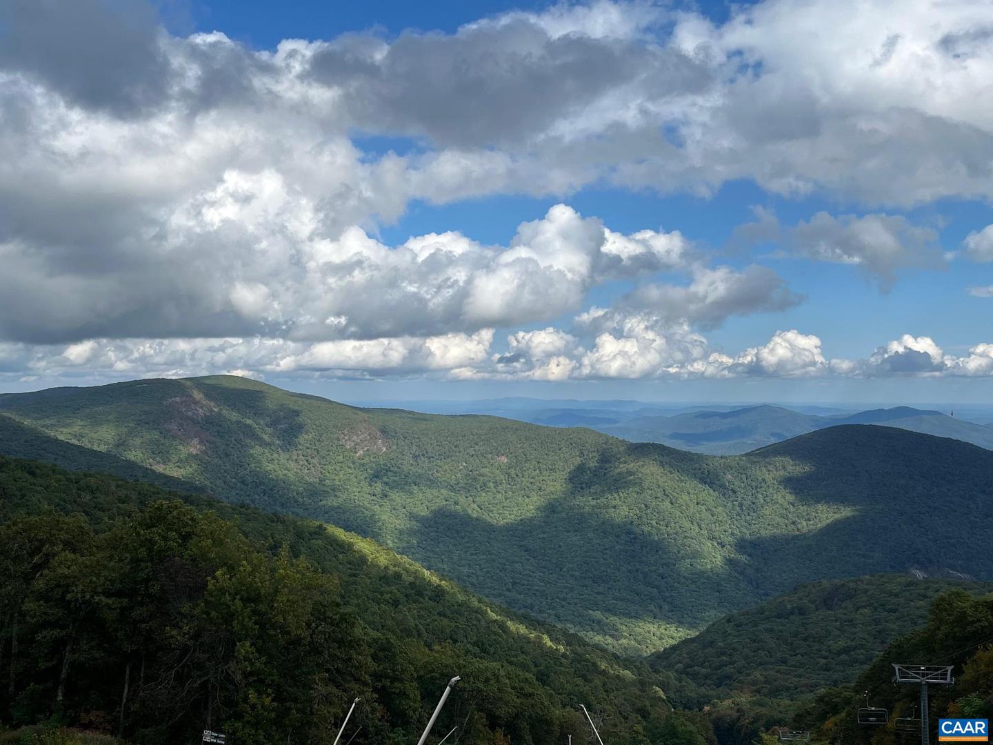 1411 HIGHLANDS CONDOS, ROSELAND, Virginia 22967, 2 Bedrooms Bedrooms, ,2 BathroomsBathrooms,Residential,For sale,1411 HIGHLANDS CONDOS,671964 MLS # 671964