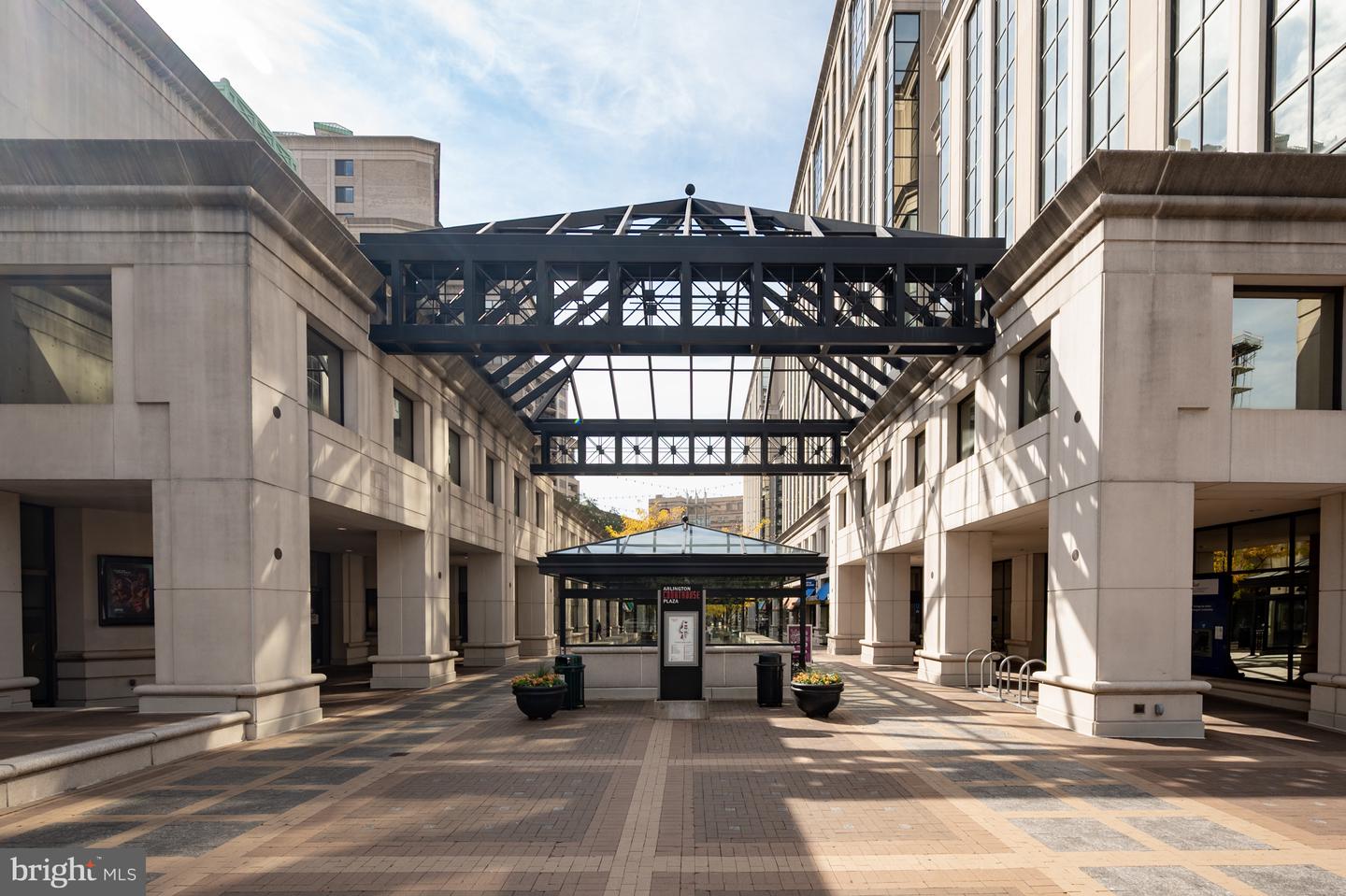 4741 20TH ST N, ARLINGTON, Virginia 22207, 3 Bedrooms Bedrooms, ,2 BathroomsBathrooms,Residential,For sale,4741 20TH ST N,VAAR2058714 MLS # VAAR2058714 4741 20TH ST N, ARLINGTON, Virginia 22207, 3 Bedrooms Bedrooms, ,2 BathroomsBathrooms,Residential,For sale,4741 20TH ST N,VAAR2058714 MLS # VAAR2058714