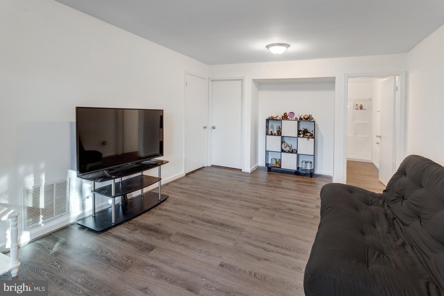 15324 GATEHOUSE TER, WOODBRIDGE, Virginia 22191, 2 Bedrooms Bedrooms, ,2 BathroomsBathrooms,Residential,For sale,15324 GATEHOUSE TER,VAPW2103724 MLS # VAPW2103724