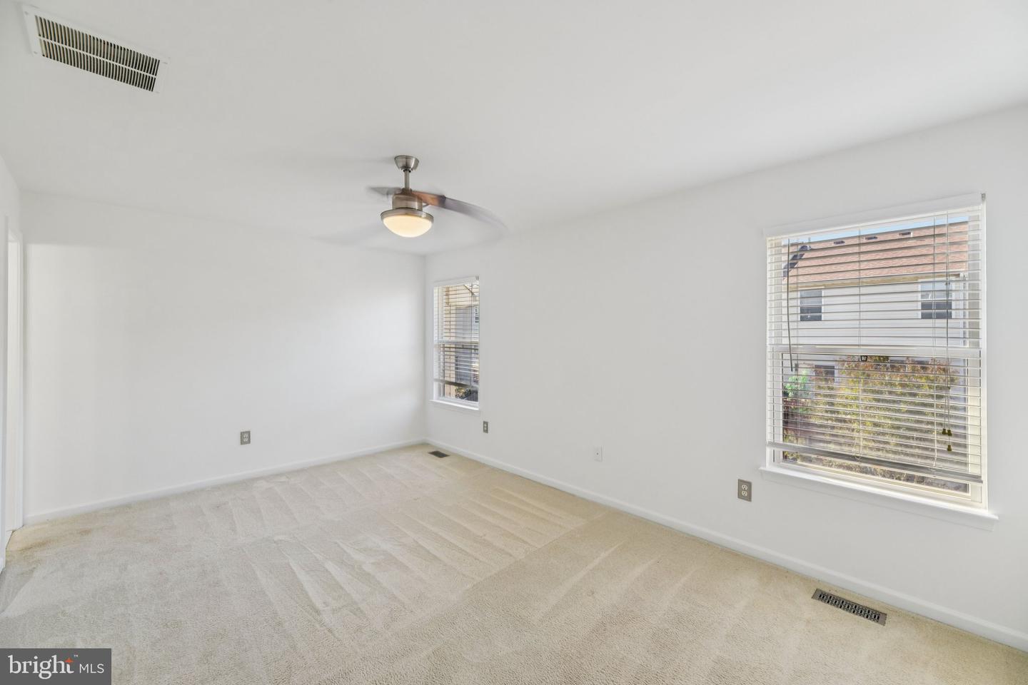 6330 JAMES HARRIS WAY, CENTREVILLE, Virginia 20121, 3 Bedrooms Bedrooms, ,2 BathroomsBathrooms,Residential,For sale,6330 JAMES HARRIS WAY,VAFX2267890 MLS # VAFX2267890