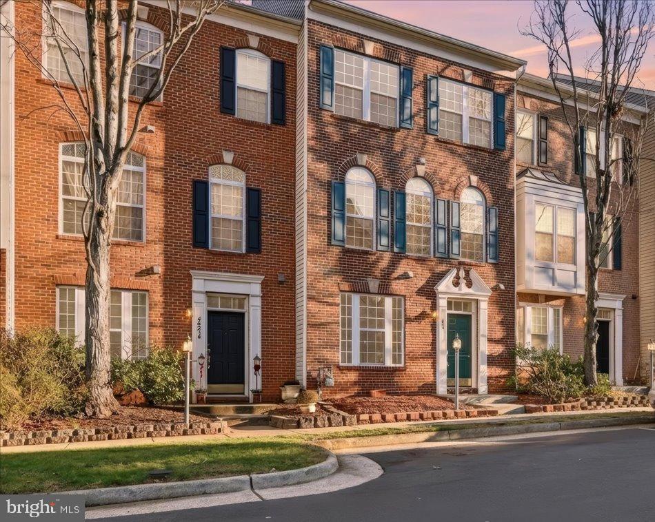 46212 WALES TER, STERLING, Virginia 20165, 3 Bedrooms Bedrooms, ,2 BathroomsBathrooms,Residential,For sale,46212 WALES TER,VALO2109306 MLS # VALO2109306