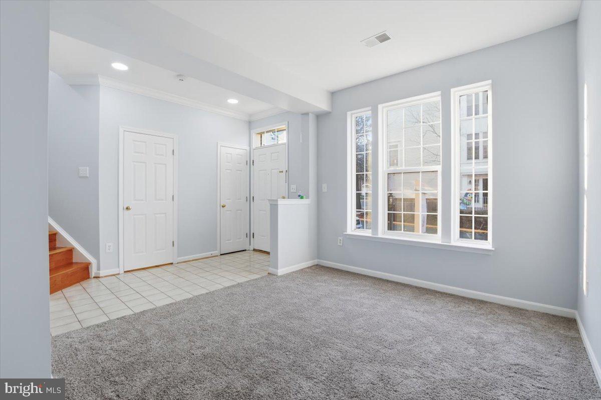 46212 WALES TER, STERLING, Virginia 20165, 3 Bedrooms Bedrooms, ,2 BathroomsBathrooms,Residential,For sale,46212 WALES TER,VALO2109306 MLS # VALO2109306