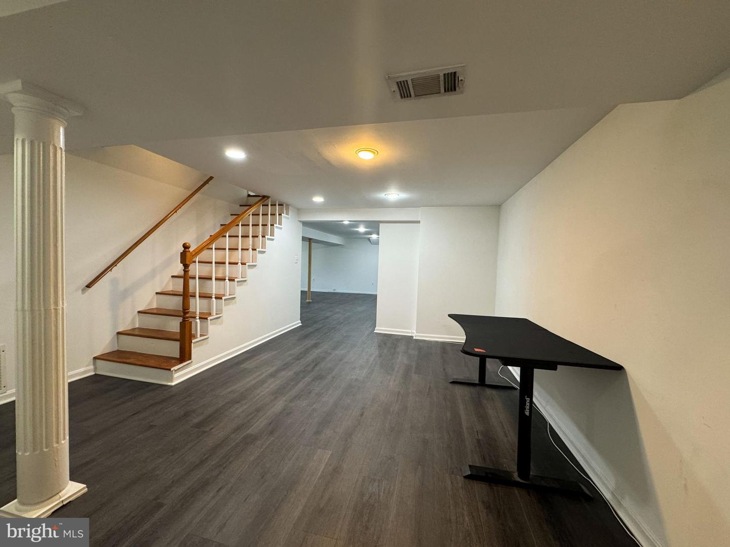 131 CASMAR ST SE, VIENNA, Virginia 22180, 5 Bedrooms Bedrooms, ,3 BathroomsBathrooms,Residential,For sale,131 CASMAR ST SE,VAFX2280160 MLS # VAFX2280160