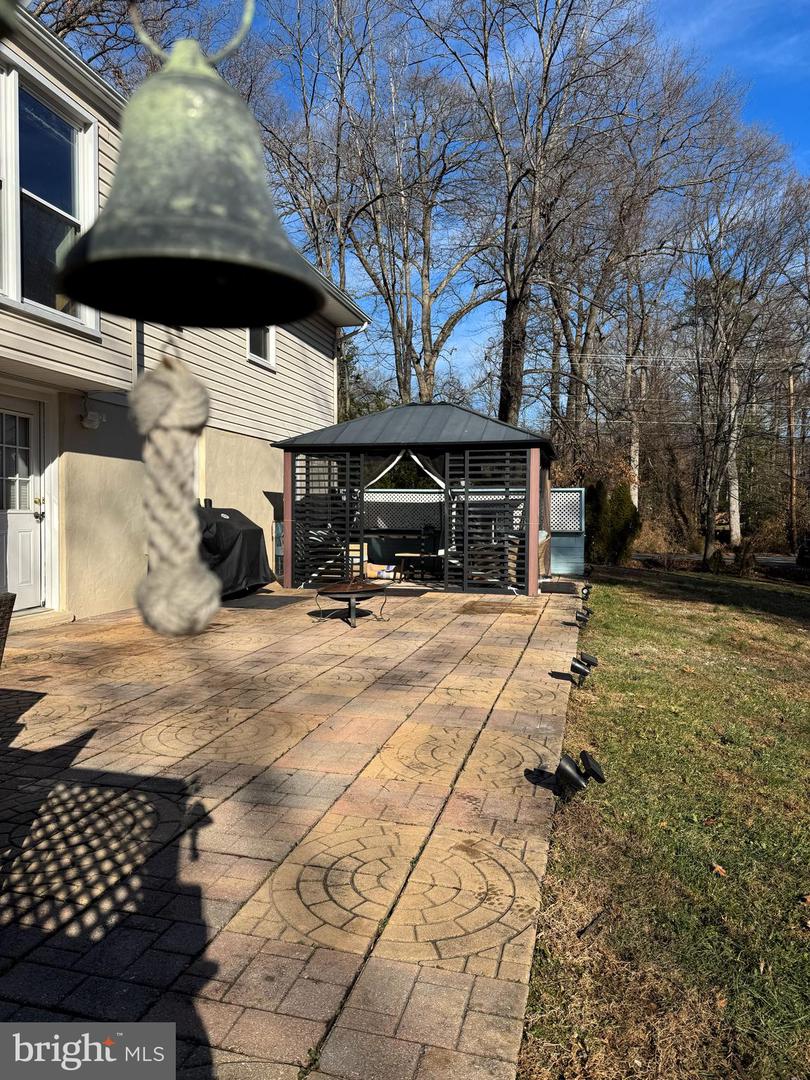 131 CASMAR ST SE, VIENNA, Virginia 22180, 5 Bedrooms Bedrooms, ,3 BathroomsBathrooms,Residential,For sale,131 CASMAR ST SE,VAFX2280160 MLS # VAFX2280160