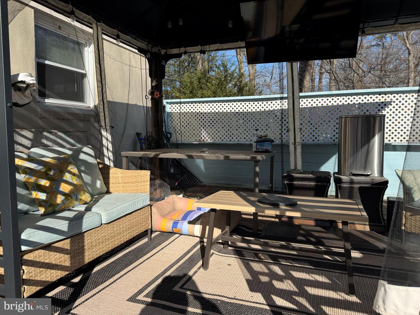 131 CASMAR ST SE, VIENNA, Virginia 22180, 5 Bedrooms Bedrooms, ,3 BathroomsBathrooms,Residential,For sale,131 CASMAR ST SE,VAFX2280160 MLS # VAFX2280160