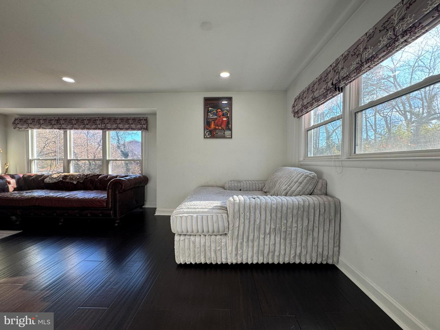 131 CASMAR ST SE, VIENNA, Virginia 22180, 5 Bedrooms Bedrooms, ,3 BathroomsBathrooms,Residential,For sale,131 CASMAR ST SE,VAFX2280160 MLS # VAFX2280160