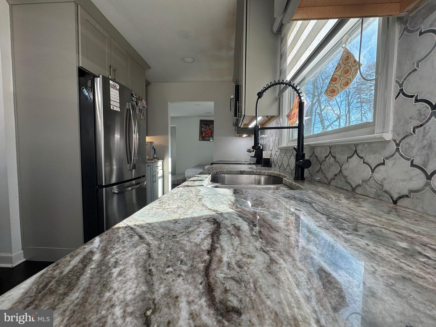 131 CASMAR ST SE, VIENNA, Virginia 22180, 5 Bedrooms Bedrooms, ,3 BathroomsBathrooms,Residential,For sale,131 CASMAR ST SE,VAFX2280160 MLS # VAFX2280160