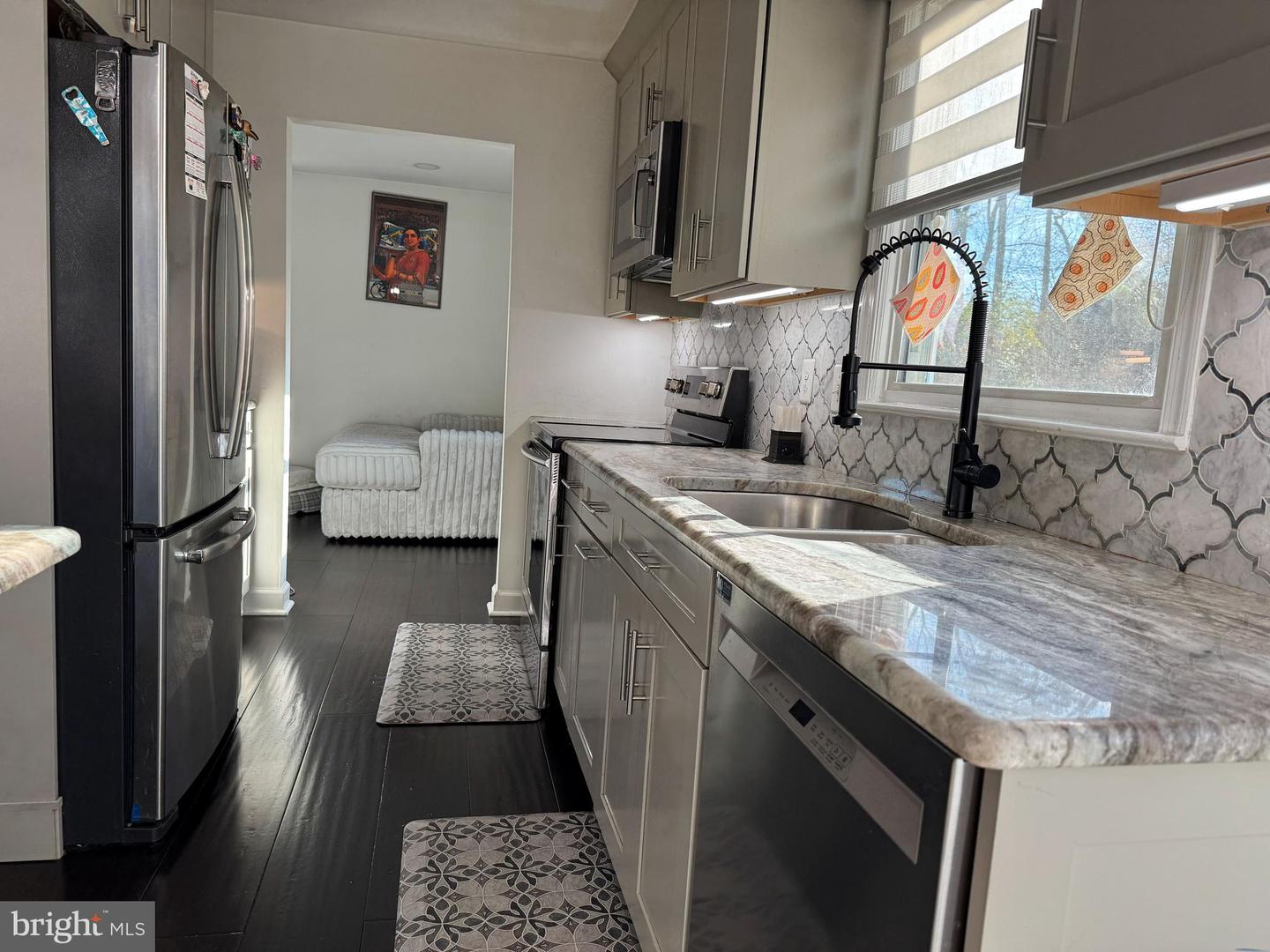 131 CASMAR ST SE, VIENNA, Virginia 22180, 5 Bedrooms Bedrooms, ,3 BathroomsBathrooms,Residential,For sale,131 CASMAR ST SE,VAFX2280160 MLS # VAFX2280160