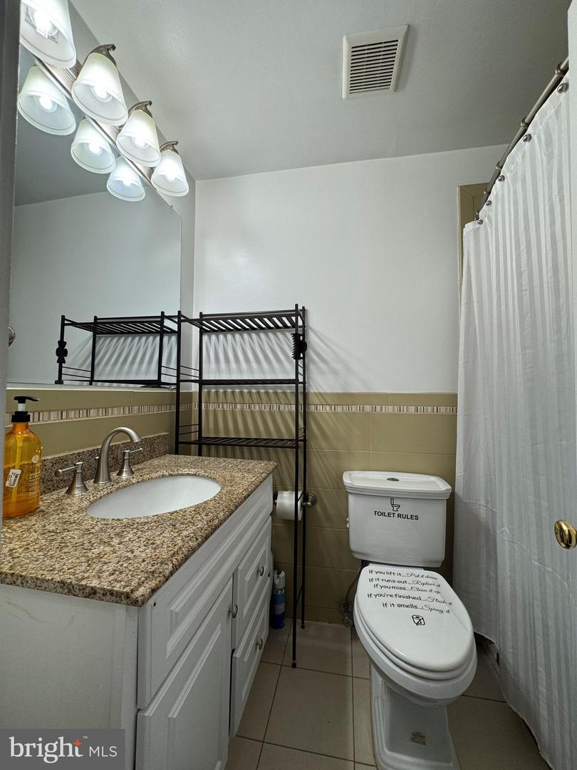 131 CASMAR ST SE, VIENNA, Virginia 22180, 5 Bedrooms Bedrooms, ,3 BathroomsBathrooms,Residential,For sale,131 CASMAR ST SE,VAFX2280160 MLS # VAFX2280160