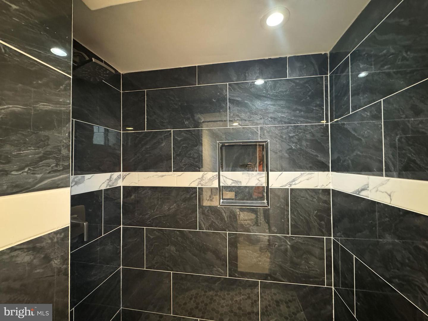 131 CASMAR ST SE, VIENNA, Virginia 22180, 5 Bedrooms Bedrooms, ,3 BathroomsBathrooms,Residential,For sale,131 CASMAR ST SE,VAFX2280160 MLS # VAFX2280160