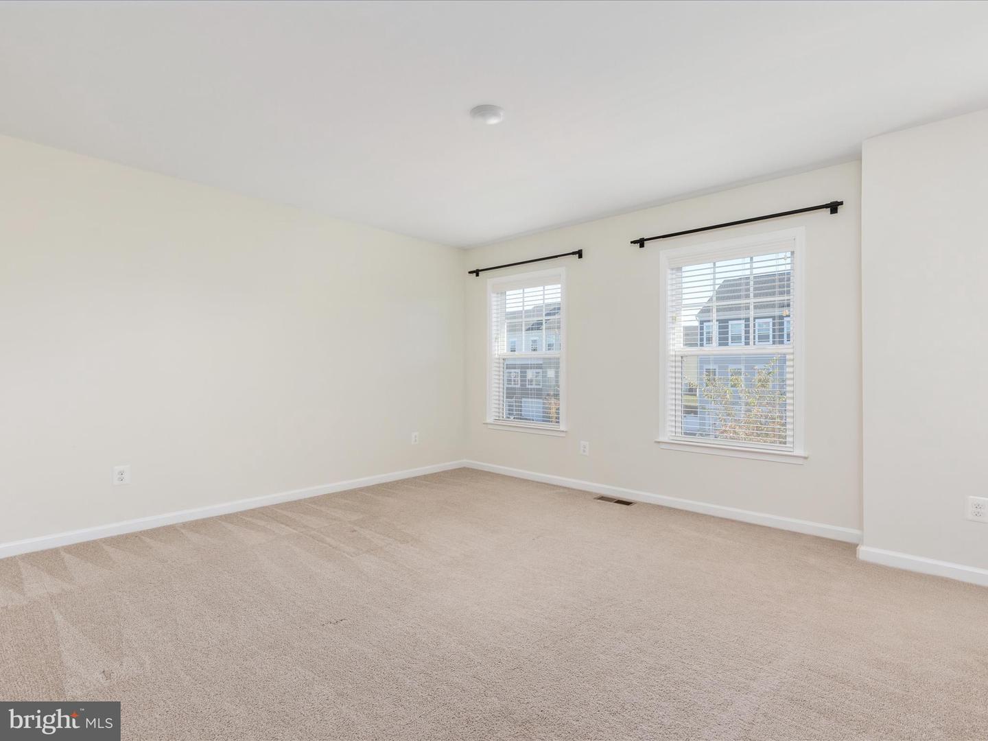 138 JEWEL BOX DR, STEPHENSON, Virginia 22656, 5 Bedrooms Bedrooms, 16 Rooms Rooms,3 BathroomsBathrooms,Residential,For sale,138 JEWEL BOX DR,VAFV2038198 MLS # VAFV2038198