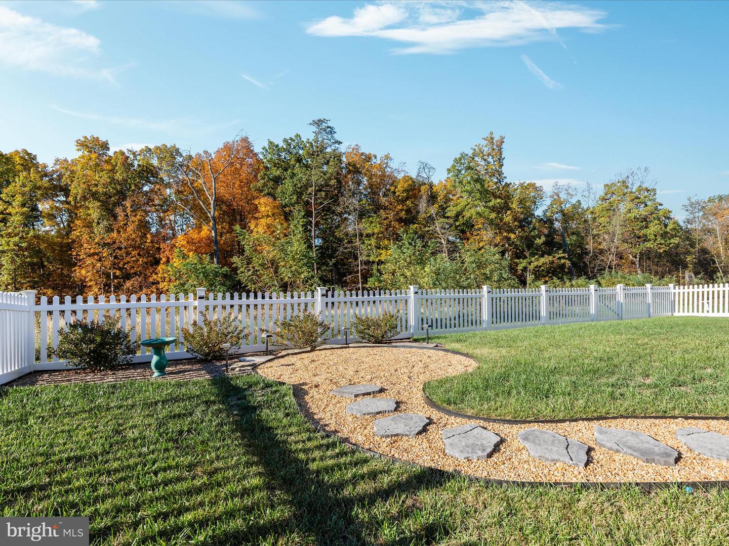 138 JEWEL BOX DR, STEPHENSON, Virginia 22656, 5 Bedrooms Bedrooms, 16 Rooms Rooms,3 BathroomsBathrooms,Residential,For sale,138 JEWEL BOX DR,VAFV2038198 MLS # VAFV2038198